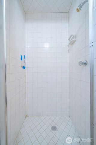 19526 53rd Avenue NE, Lake Forest Park, WA 98155