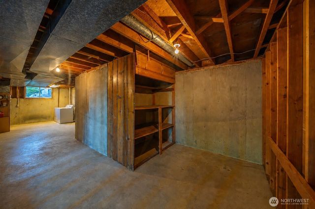 19526 53rd Avenue NE, Lake Forest Park, WA 98155