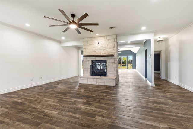 1108 Ridgeview Drive, Sherman, TX 75090