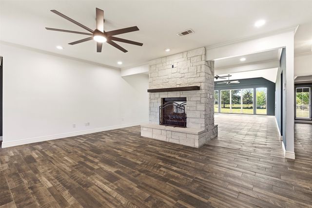 1108 Ridgeview Drive, Sherman, TX 75090