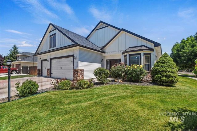 2229 W Rock Creek Dr., Nampa, ID 83686