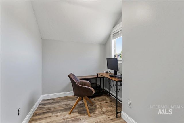 2229 W Rock Creek Dr., Nampa, ID 83686