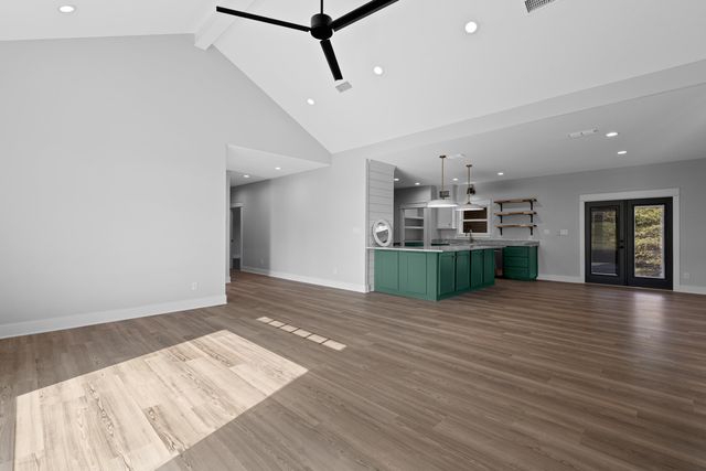 125 CR 387D, Henderson, TX 75654
