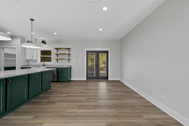 125 CR 387D, Henderson, TX 75654