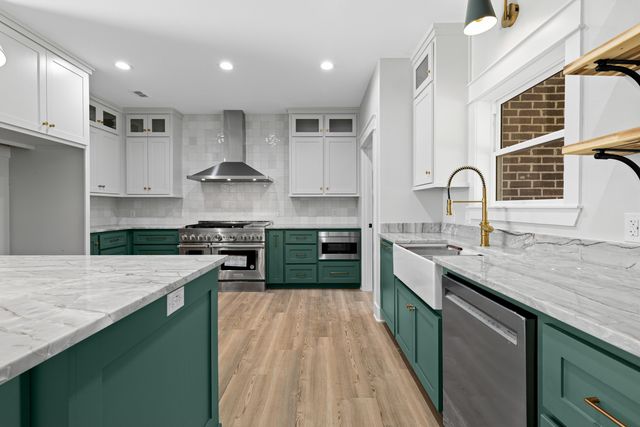125 CR 387D, Henderson, TX 75654