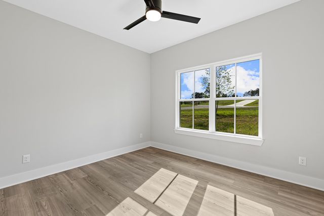 125 CR 387D, Henderson, TX 75654