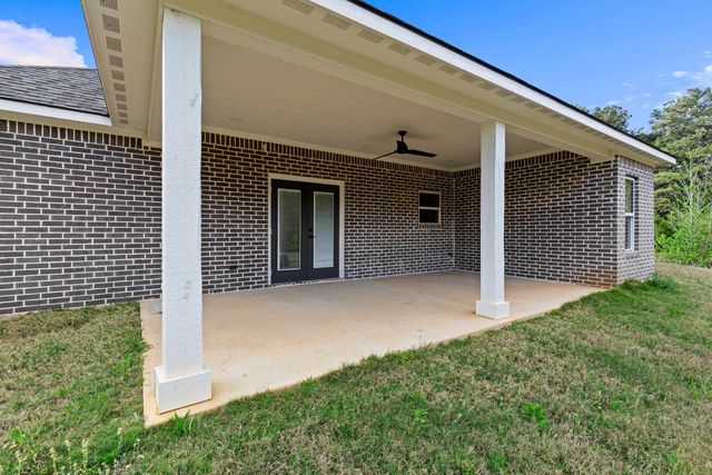 125 CR 387D, Henderson, TX 75654