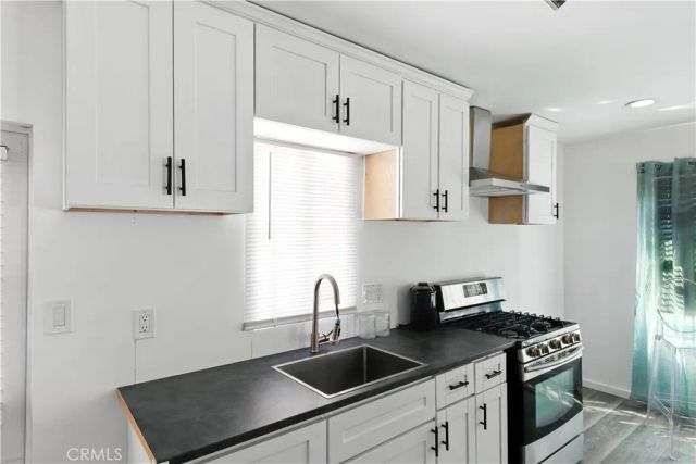 1900 Artesia Blvd 4, Torrance, CA 90504