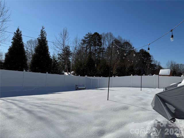 113 W Americana Drive, Mooresville, NC 28115