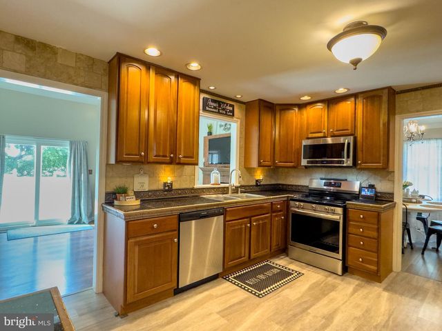 1539 S JEFFERSON CT, Lancaster, PA 17602