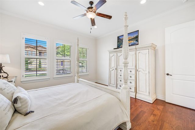 104 Rivalto CIR 1, Lakeway, TX 78734