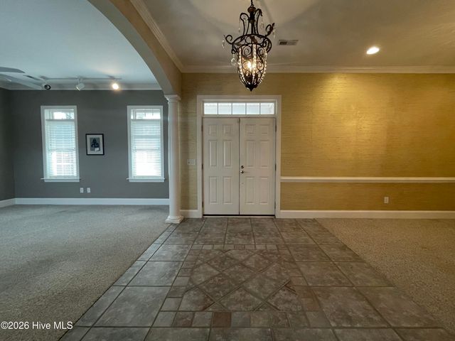 4300 Peninsula Point, Greenville, NC 27834