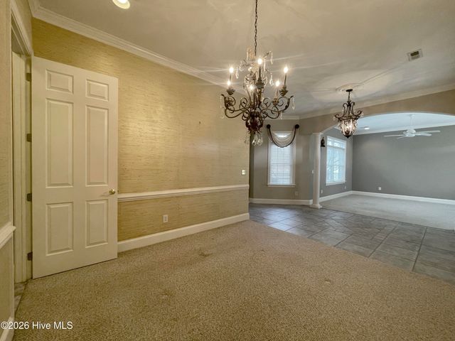 4300 Peninsula Point, Greenville, NC 27834