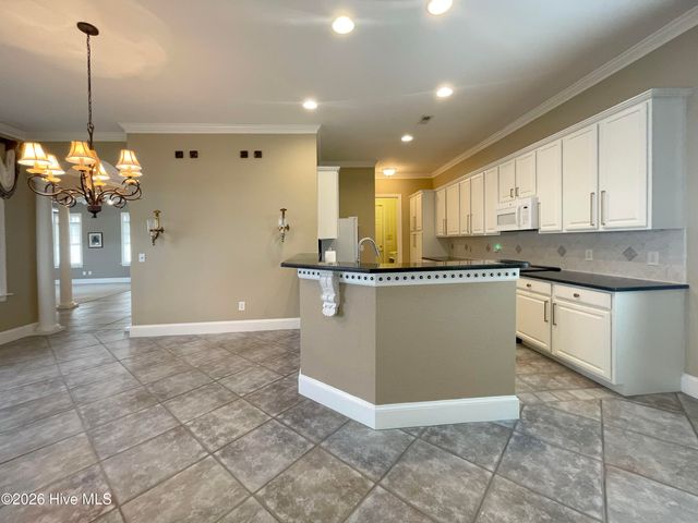 4300 Peninsula Point, Greenville, NC 27834