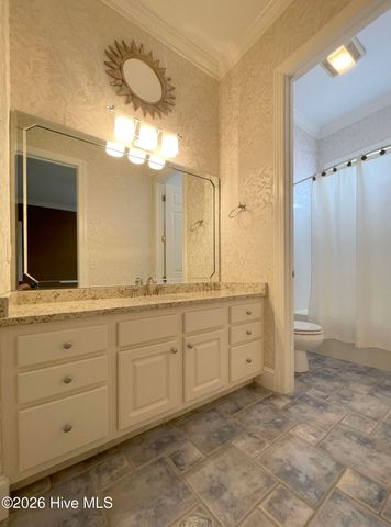 4300 Peninsula Point, Greenville, NC 27834