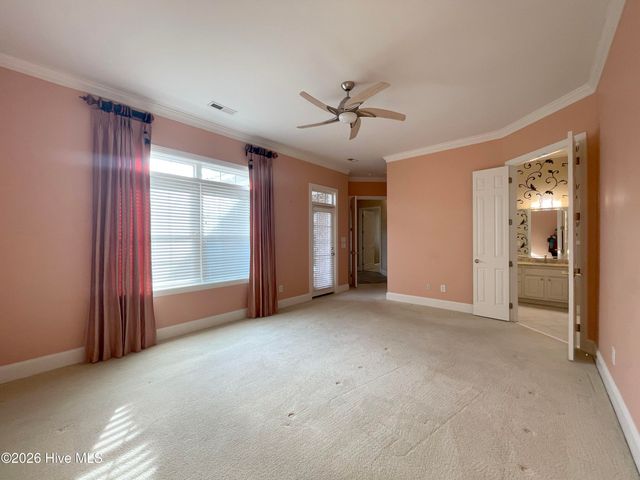 4300 Peninsula Point, Greenville, NC 27834