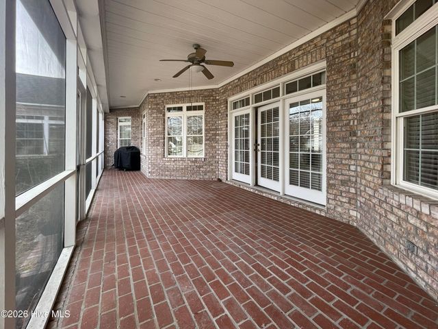 4300 Peninsula Point, Greenville, NC 27834
