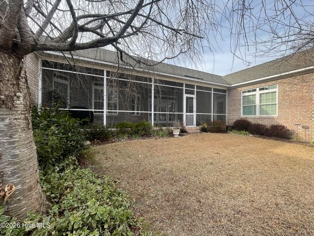 4300 Peninsula Point, Greenville, NC 27834