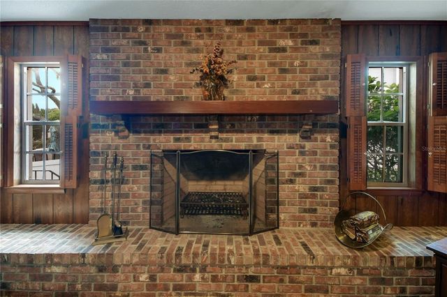 2214 TOPPING PLACE, Eustis, FL 32726