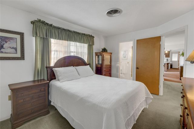 2214 TOPPING PLACE, Eustis, FL 32726