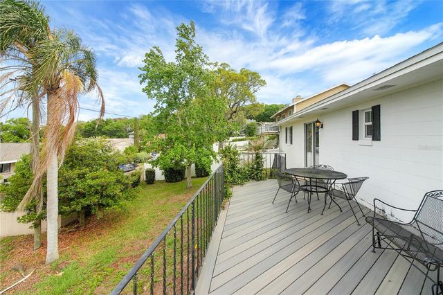 2214 TOPPING PLACE, Eustis, FL 32726