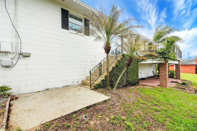 2214 TOPPING PLACE, Eustis, FL 32726