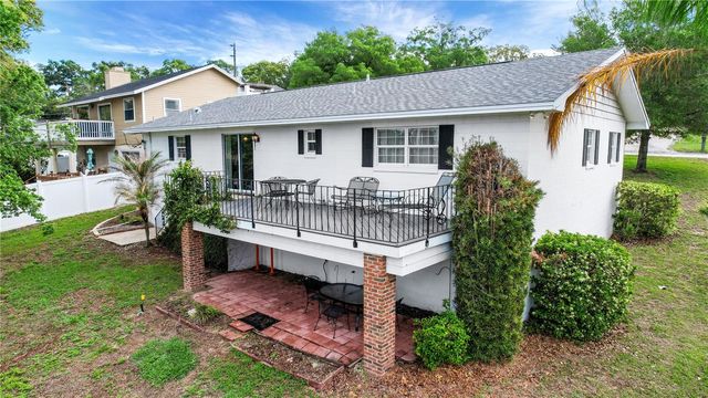 2214 TOPPING PLACE, Eustis, FL 32726
