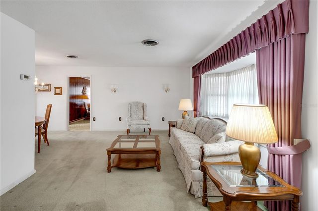 2214 TOPPING PLACE, Eustis, FL 32726