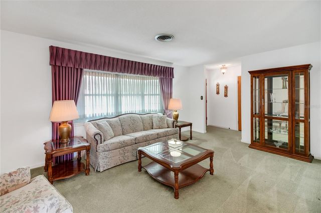 2214 TOPPING PLACE, Eustis, FL 32726