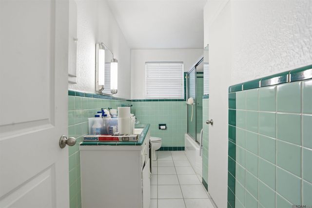 1414 Clinton Dr, Denham Springs, LA 70726