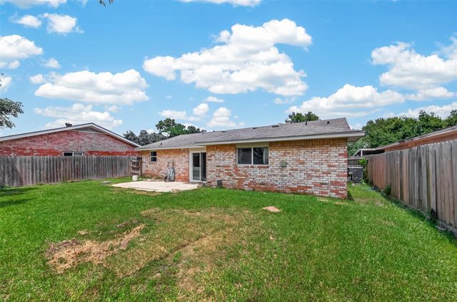 819 Donfield Street, Channelview, TX 77530