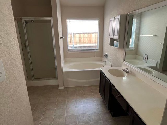 2201 Spencer Place, Mckinney, TX 75071