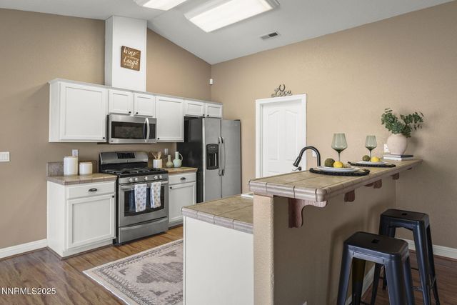 1362 Kim Place, Minden, NV 89423