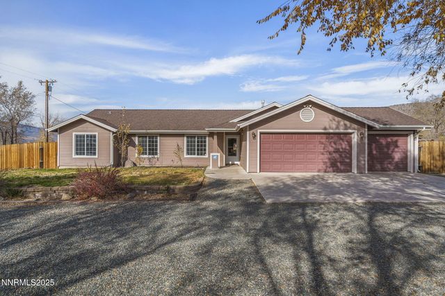 1362 Kim Place, Minden, NV 89423