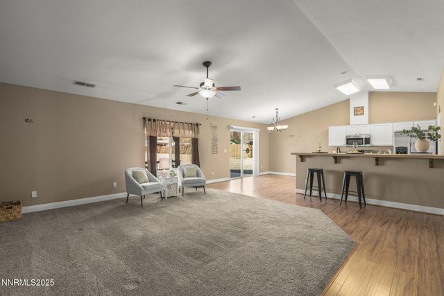 1362 Kim Place, Minden, NV 89423