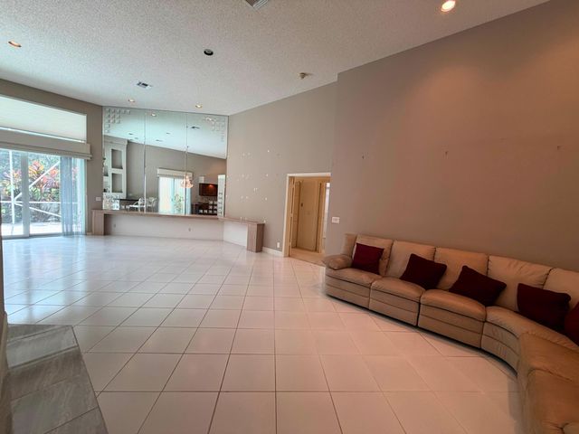 6429 Three Lakes, Boynton Beach, FL 33437
