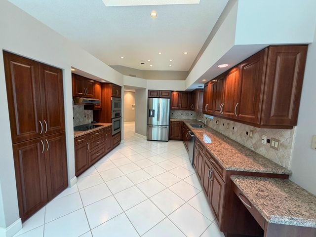 6429 Three Lakes, Boynton Beach, FL 33437