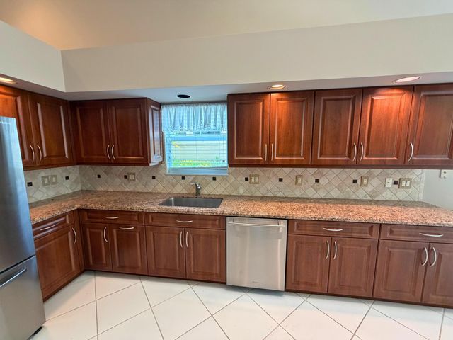 6429 Three Lakes, Boynton Beach, FL 33437