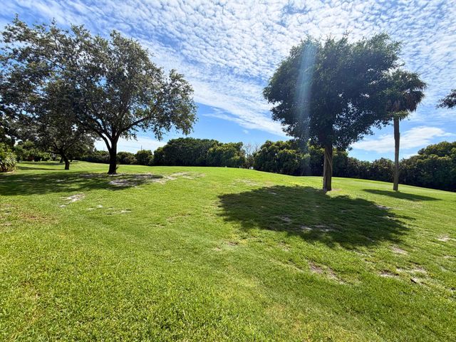 6429 Three Lakes, Boynton Beach, FL 33437