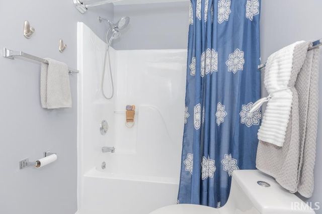 5188 Arches Drive, Newburgh, IN 47630