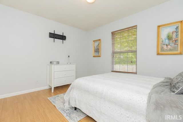 5188 Arches Drive, Newburgh, IN 47630