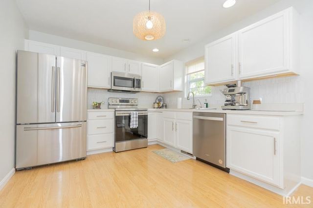 5188 Arches Drive, Newburgh, IN 47630