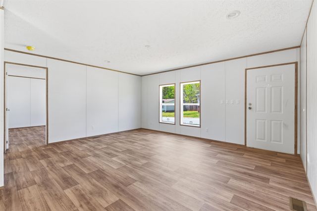 203 Lakanwood Lane, Greenville, SC 29673