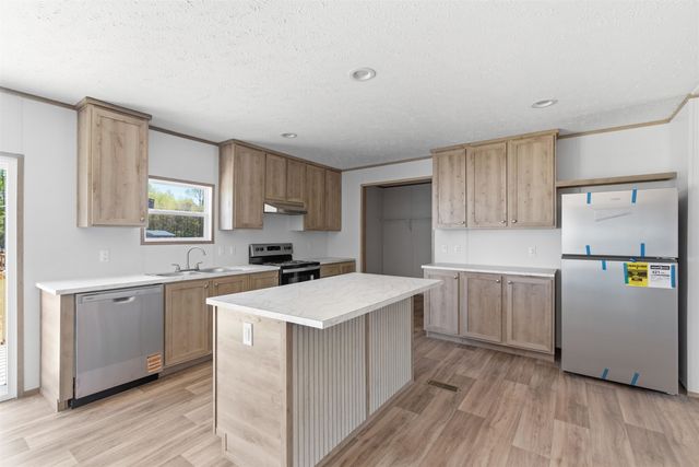 203 Lakanwood Lane, Greenville, SC 29673