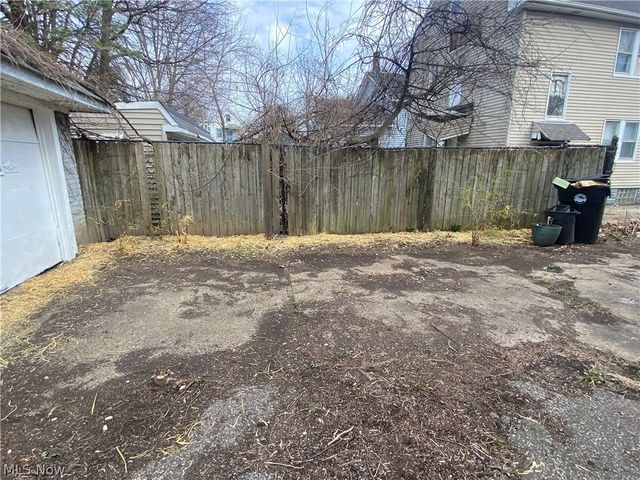 7131 Park Avenue, Cleveland, OH 44105