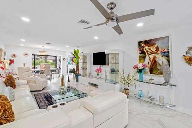 10127 Eaglewood Terrace A, Boynton Beach, FL 33436