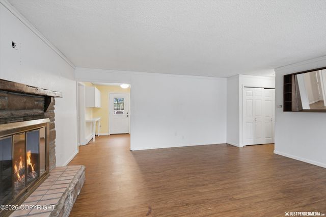 8106 Loganberry, Anchorage, AK 99502