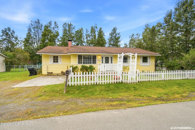 8106 Loganberry, Anchorage, AK 99502