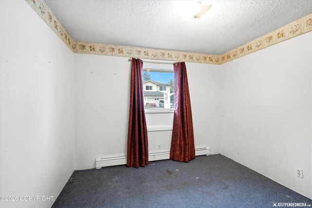 8106 Loganberry, Anchorage, AK 99502