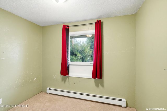 8106 Loganberry, Anchorage, AK 99502